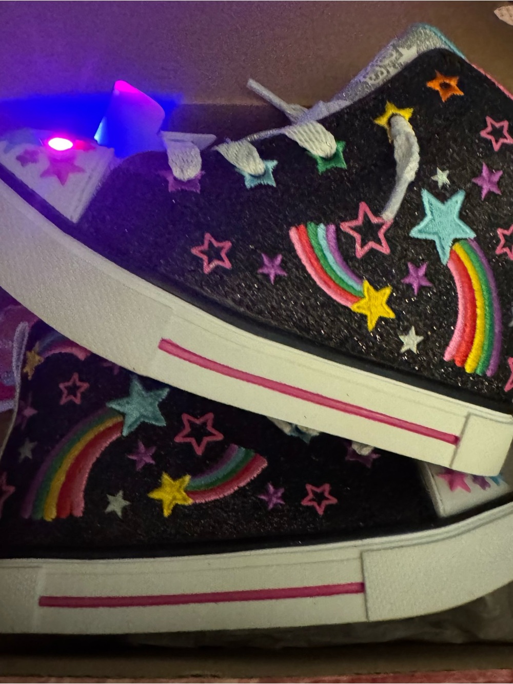Skechers Kids Black Glitter High-Top Sneakers-Rainbow &Star Embroidery lights up - Picture 7 of 8